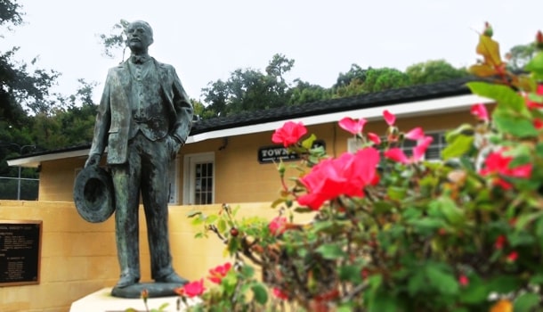 Penney Statue