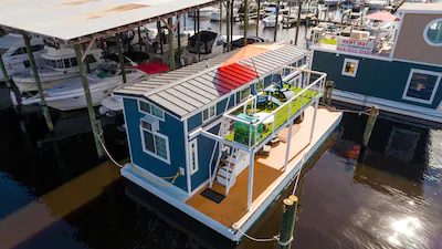 View of Its a Boatiful Life unique overnight stay in Clay County FL