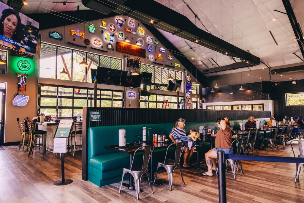V Pizza bar area Fleming Island, Fl